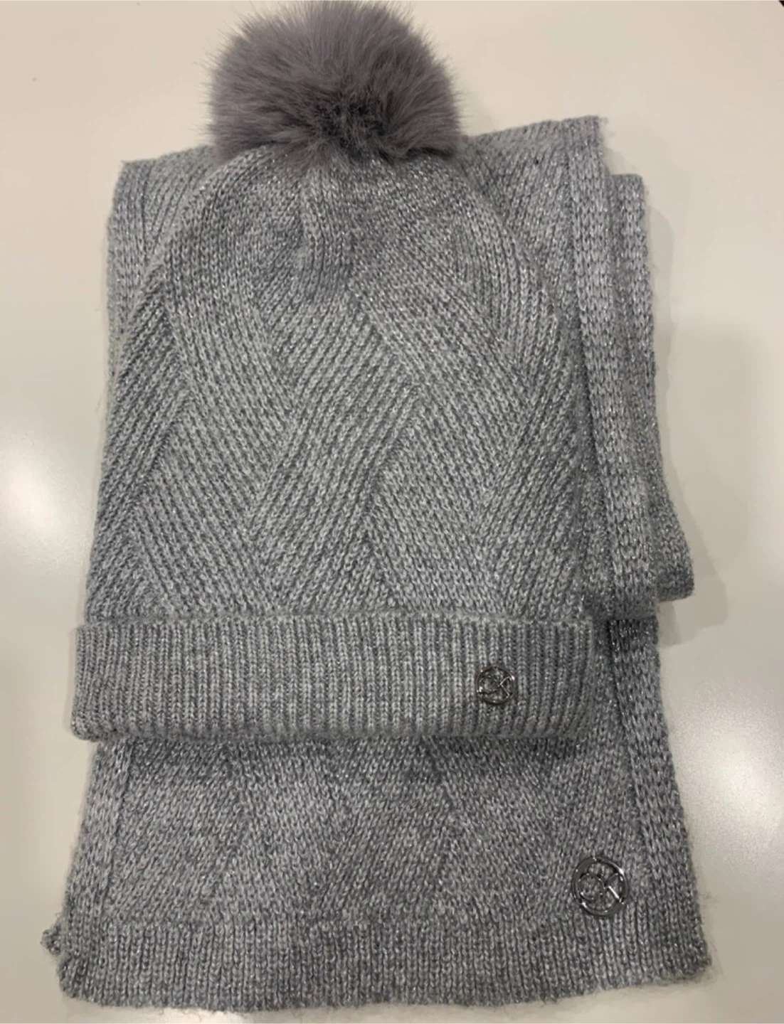 Calvin Klein Grey Hat & Scarf Set - photo 2