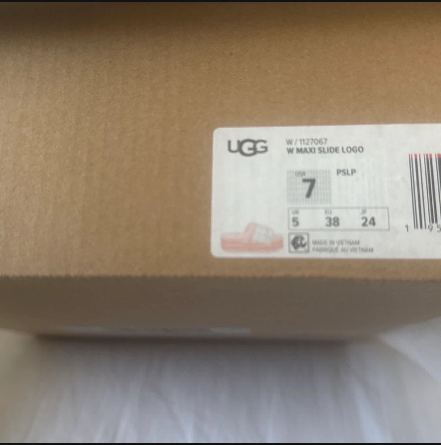 UGG W Maxi Slide Logo Pink Size 7 - New in Box! - photo 4