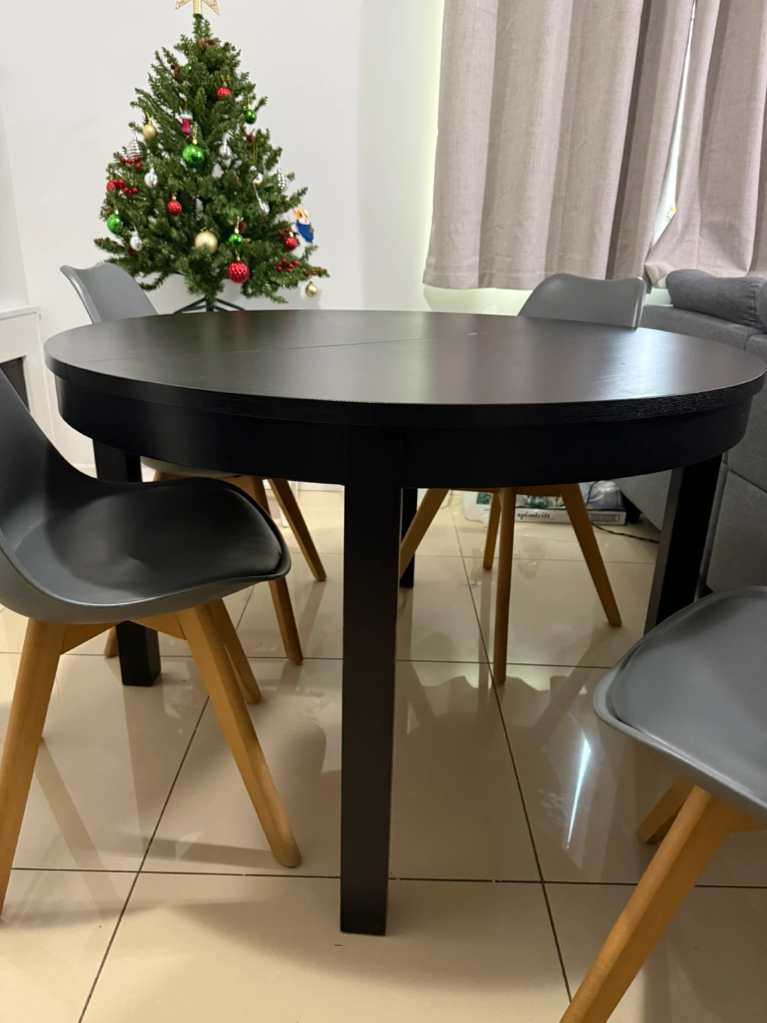 IKEA Round Extendable Dining Table - photo 2