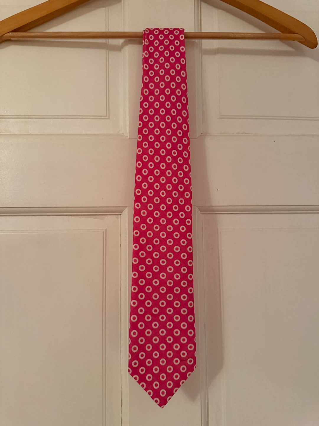 Charles Tyrwhitt Pink Polka Dot Tie