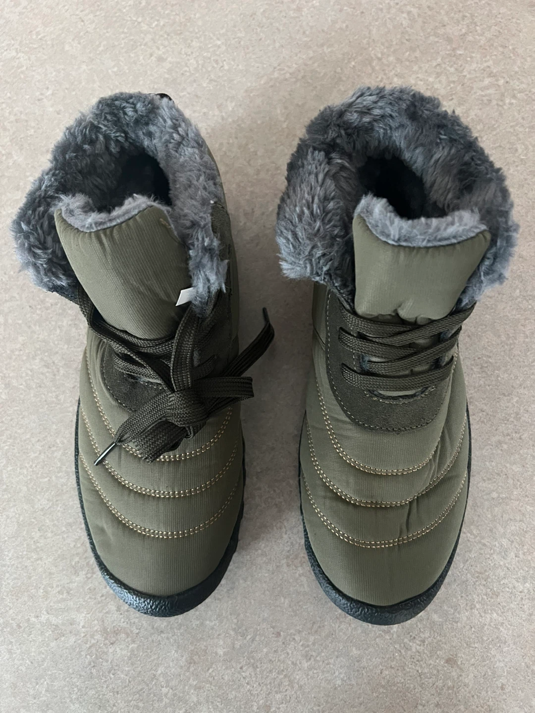 Unisex Olive Green Winter Boots - Sz 9