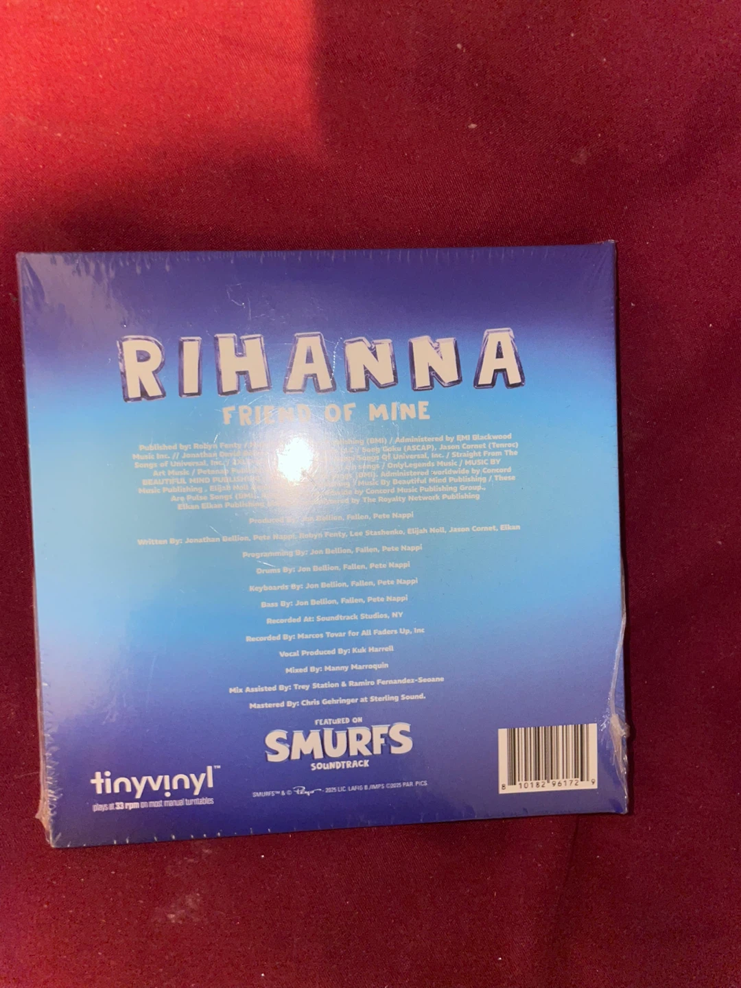Rihanna - Friend of Mine Smurfs Soundtrack - photo 2