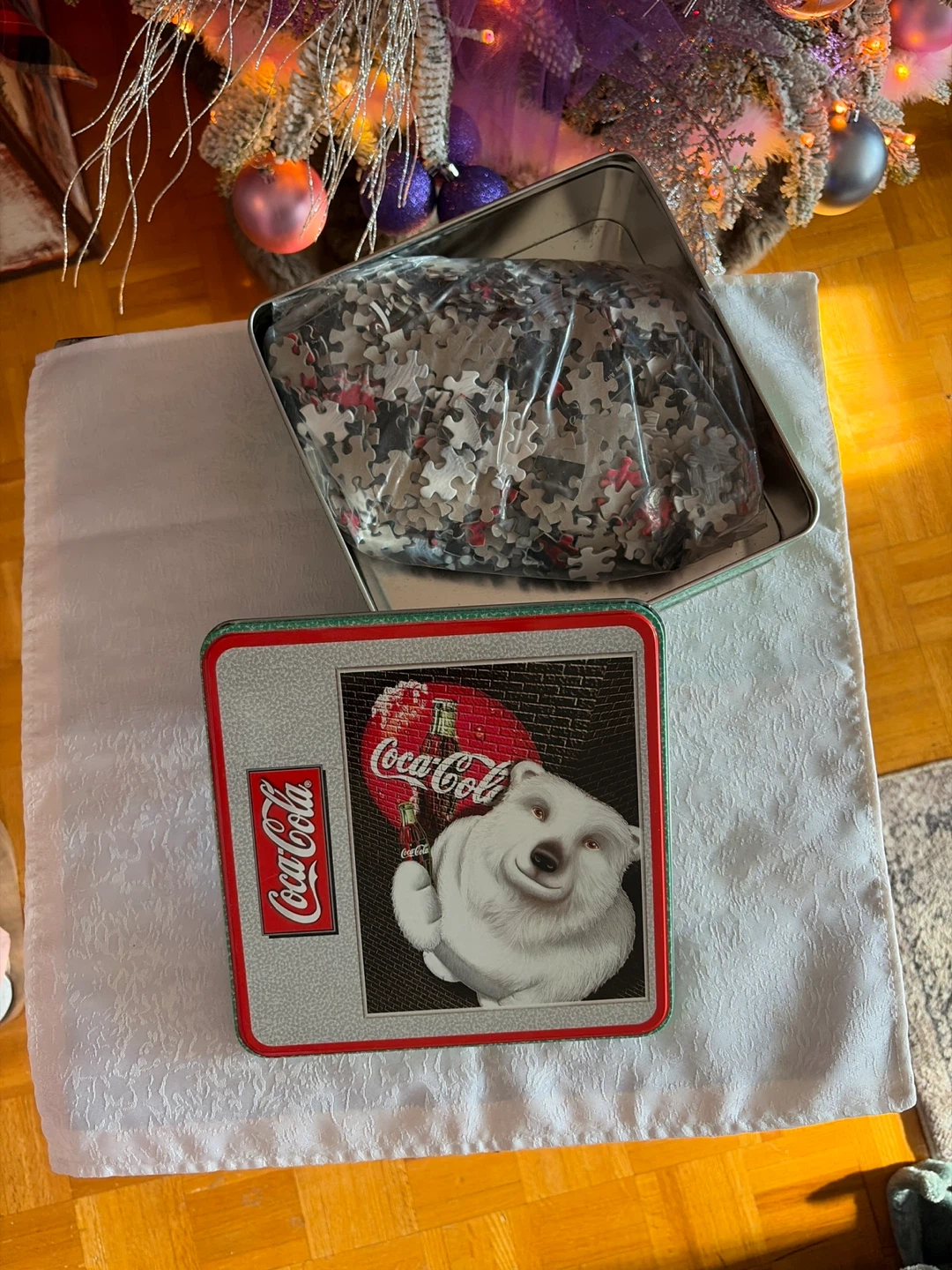 Coca-Cola Polar Bear Puzzle in Tin