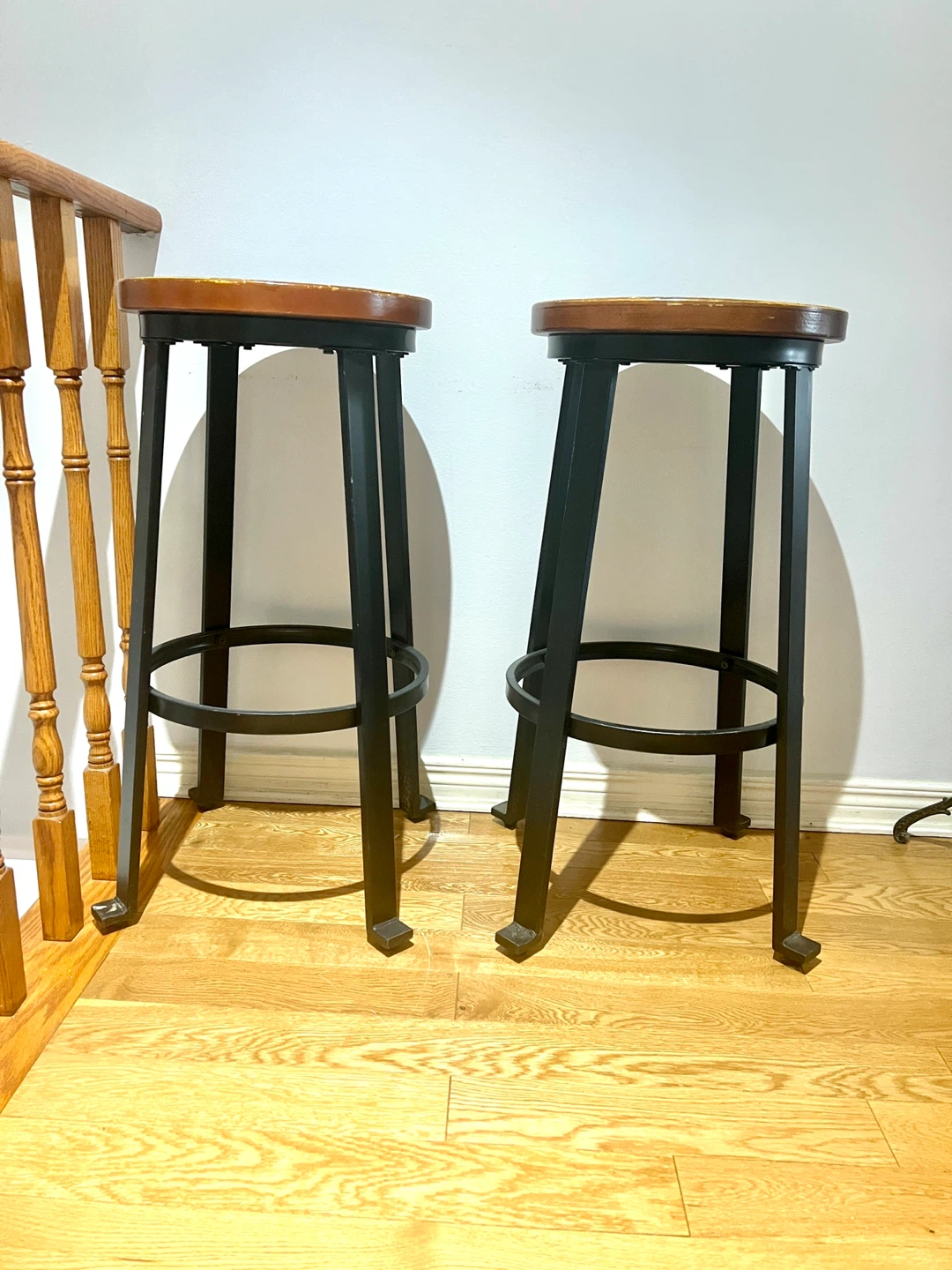 Heavy duty Kingwell Furniture Bar Stool - photo 2