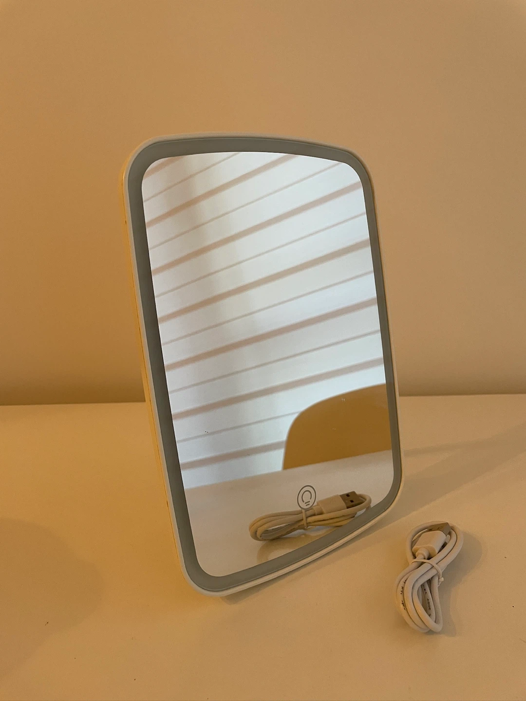 NEZZOE LED Lighted Makeup Mirror