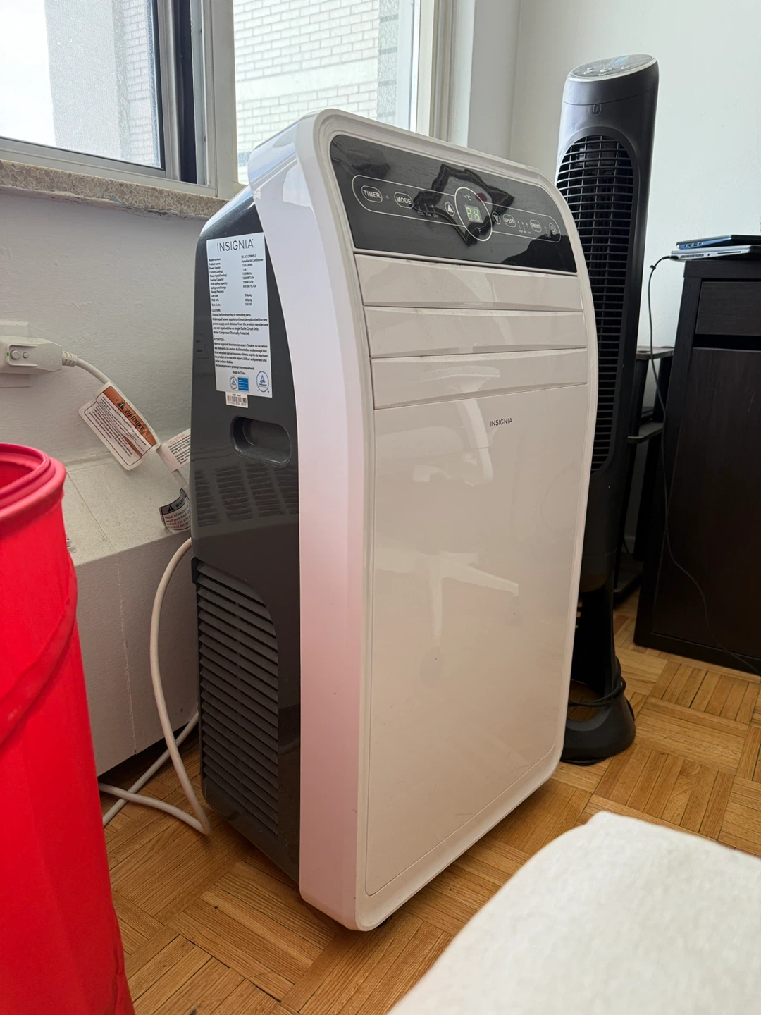 Insignia Portable Air Conditioner - White - photo 4