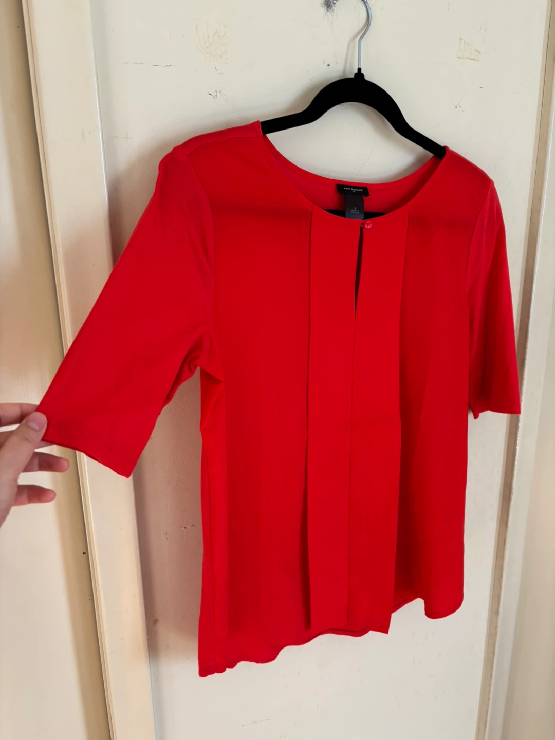 Ann Taylor Red Top - Size Small - photo 3