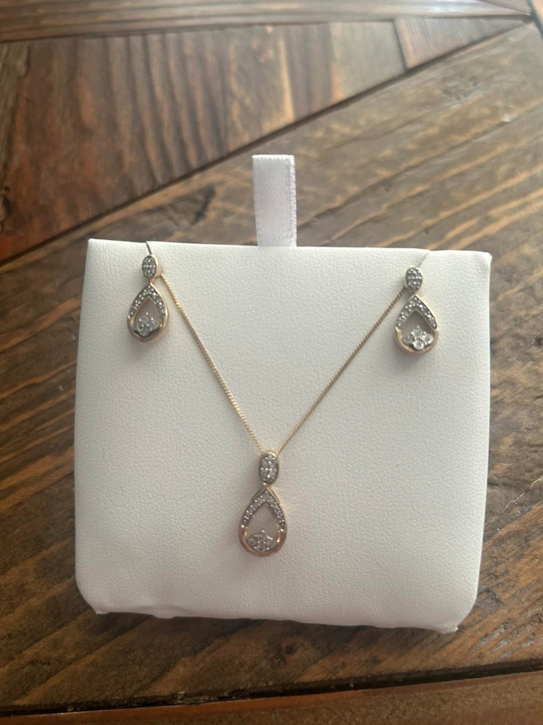 10k Diamond Necklace and Earring Set