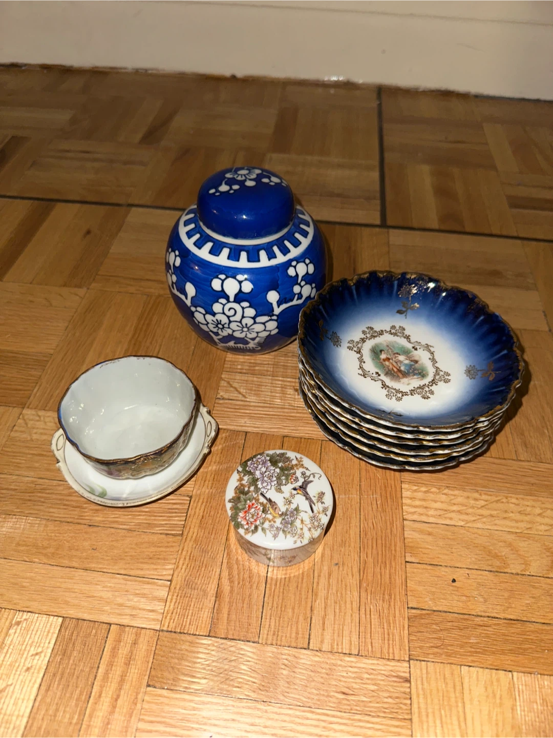 Vintage Decorative Dishes and Jar Set - photo 2