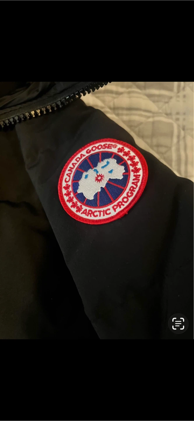 Canada Goose Black Parka, Size XL - photo 2