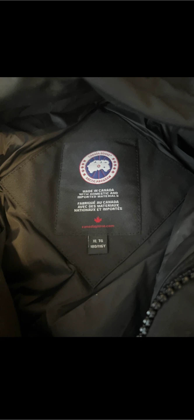 Canada Goose Black Parka, Size XL - photo 3