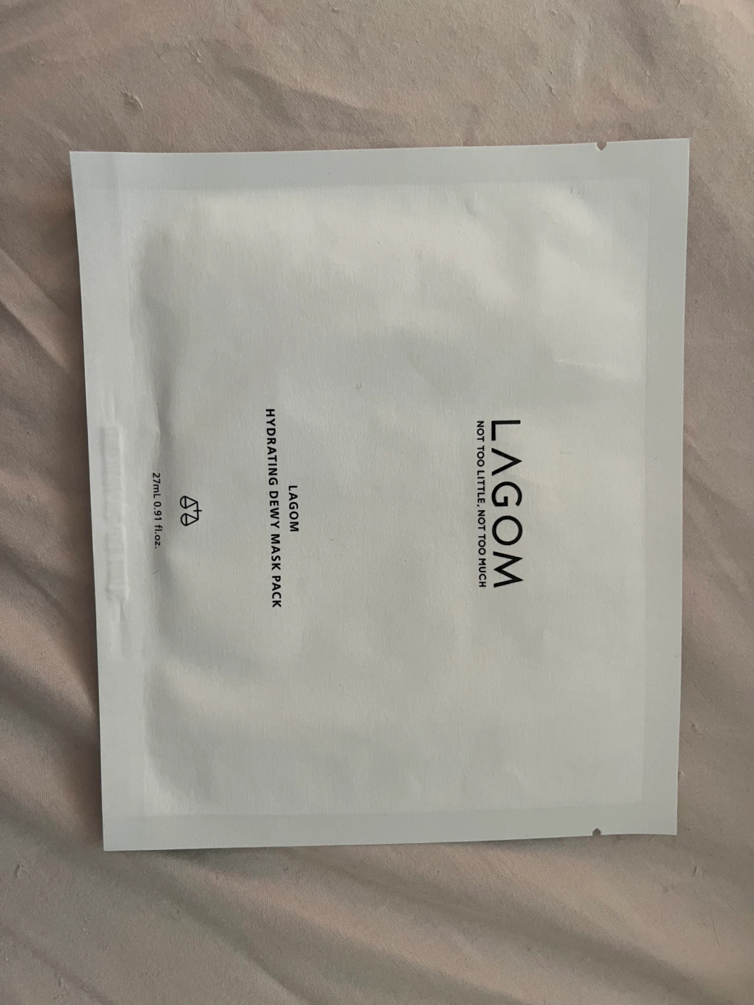 LAGOM Hydrating Dewy Mask Pack