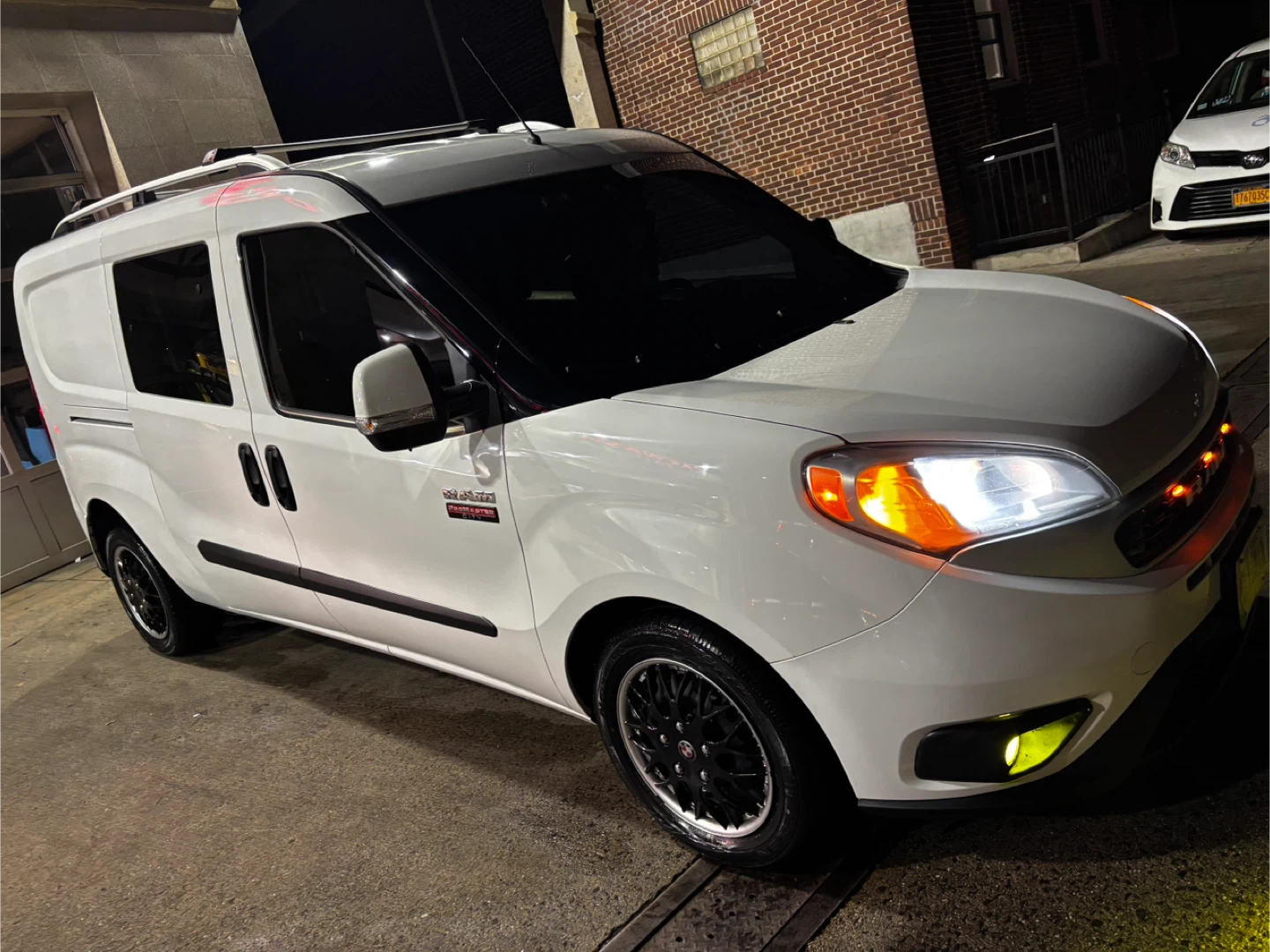 2021 Ram ProMaster City Cargo Van - photo 2