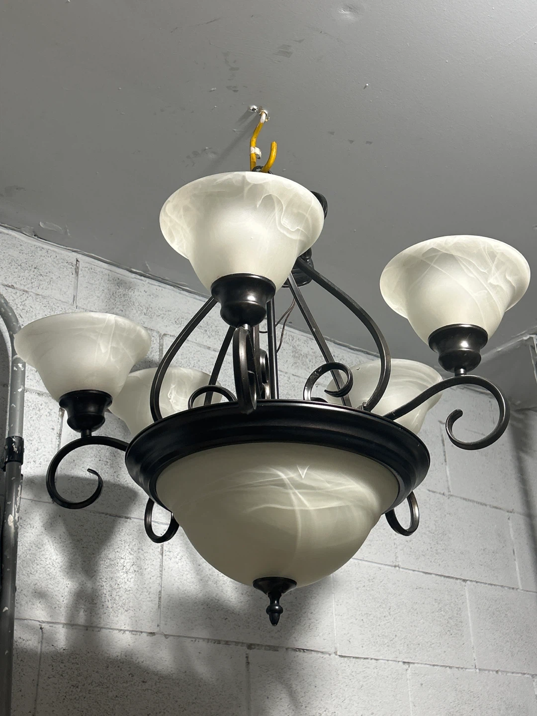 Chandelier with 5 Lights