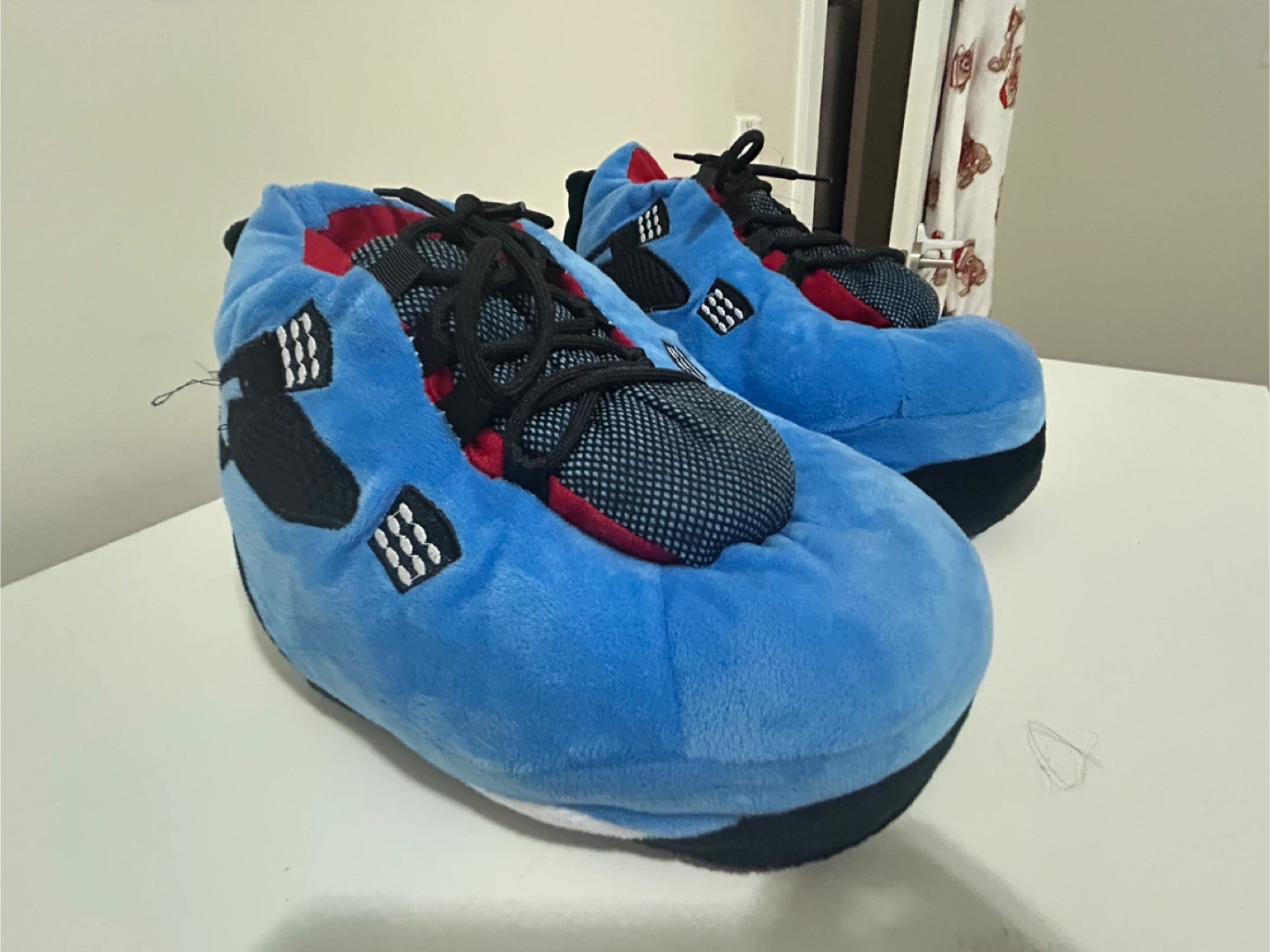 Jordan 4 Retro Thunder Slippers - Size 8-12 - photo 2