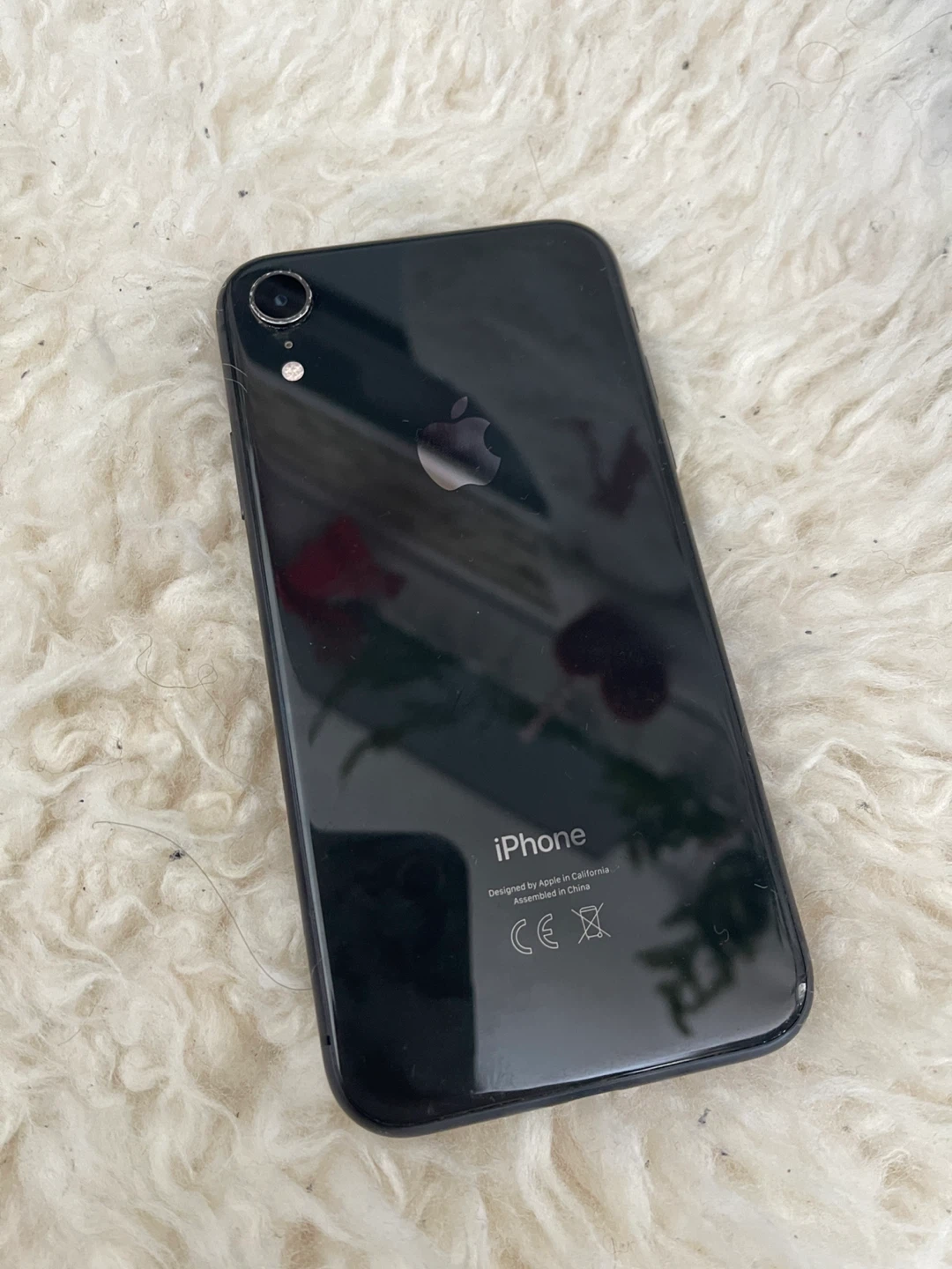 iPhone XR Black with screen protector - photo 3
