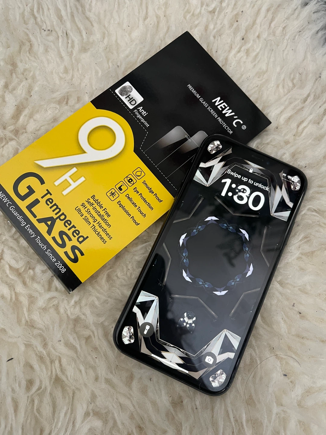 iPhone XR Black with screen protector - photo 2