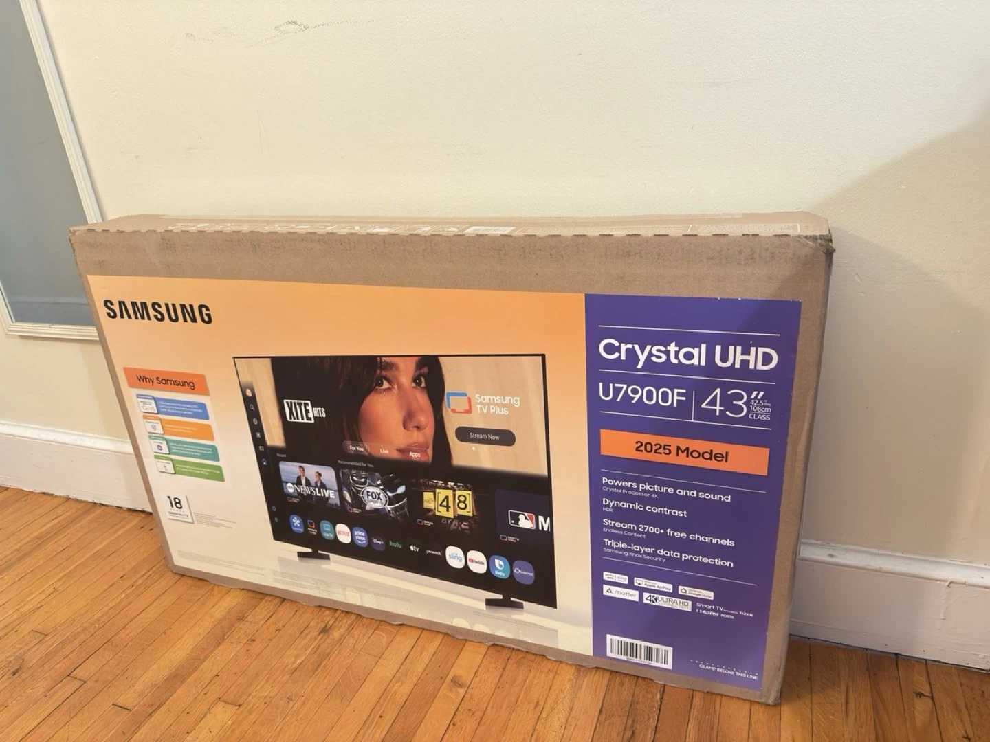 New Samsung Crystal UHD U7900F 43" TV