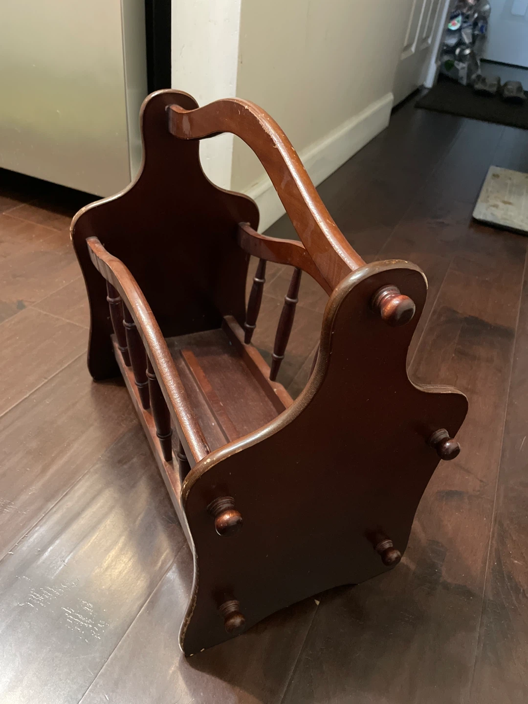 Wooden Magazine Rack - photo 2