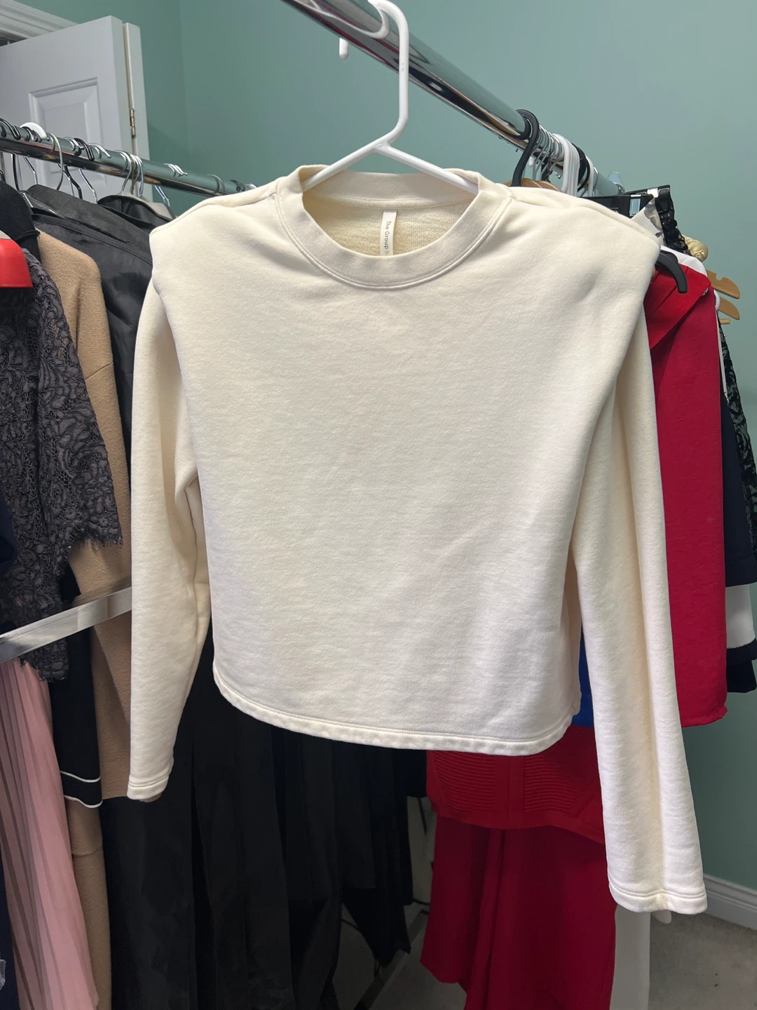 Aritzia Babaton Cream XS Sweatshirt