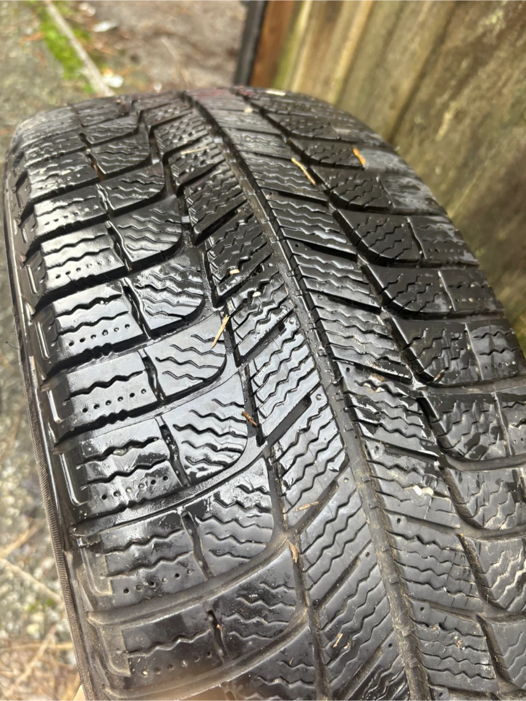 Set of 4 Winter Tires 215/55R16 - photo 3