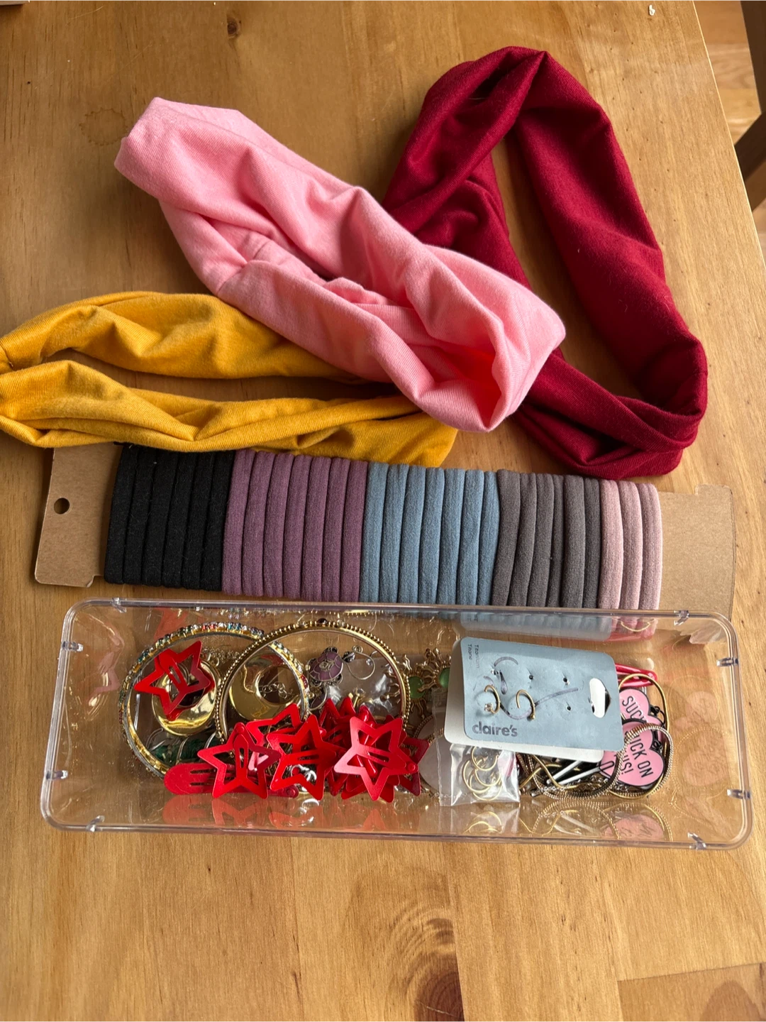 Assorted Hair Accessories & Jewellery - photo 2
