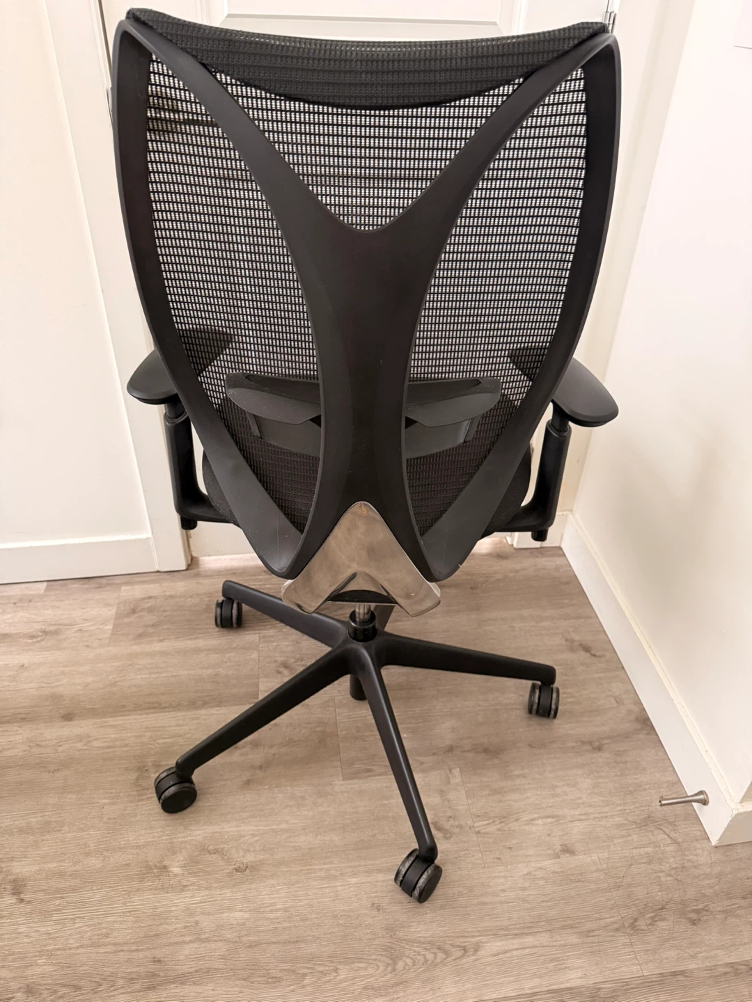 Black Office Chair - photo 2