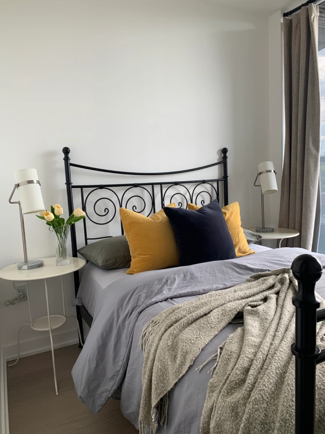 Metal Bed Frame - Black w mattress - photo 4