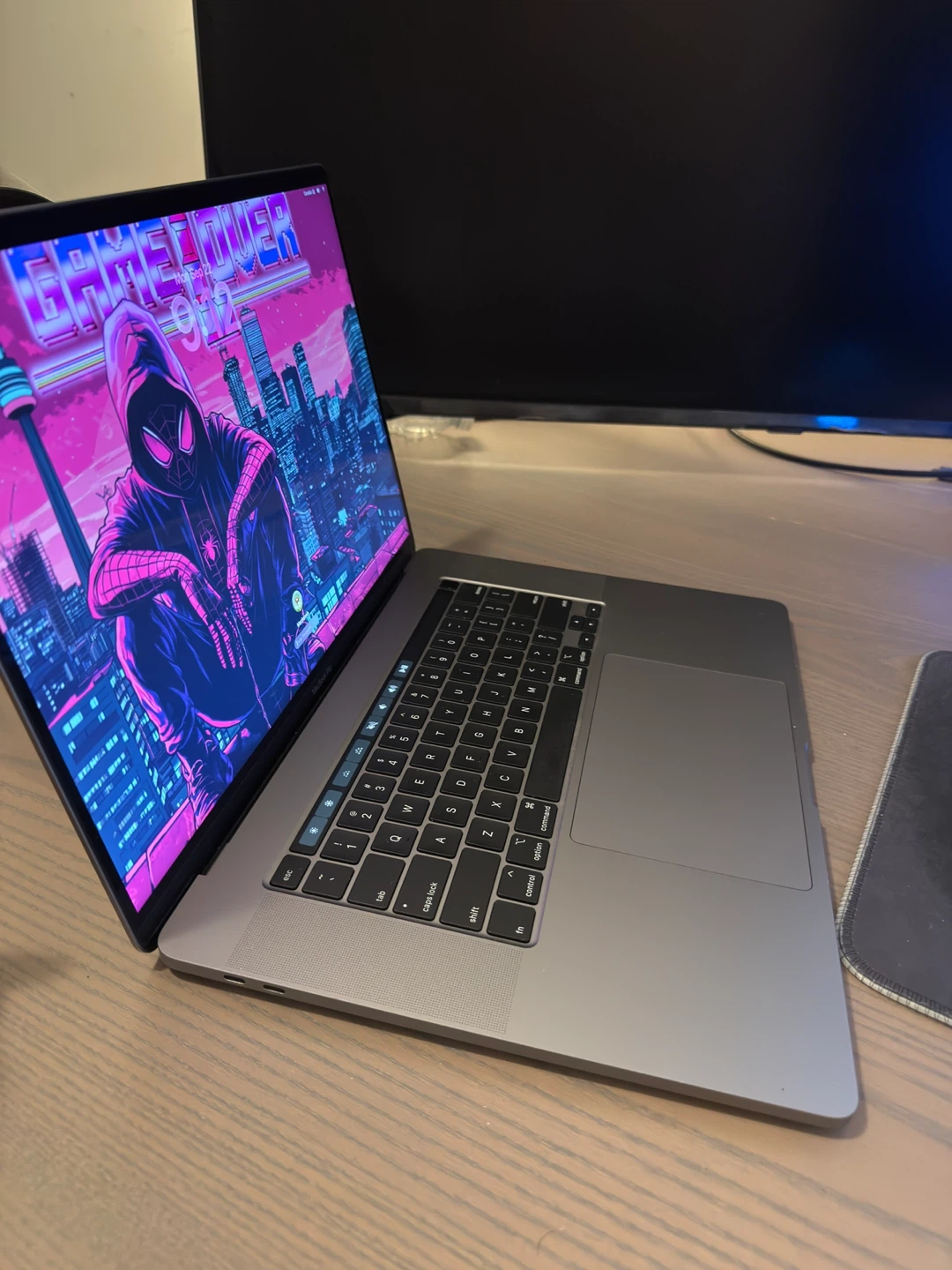 MacBook Pro 16 inch 2019 - photo 5