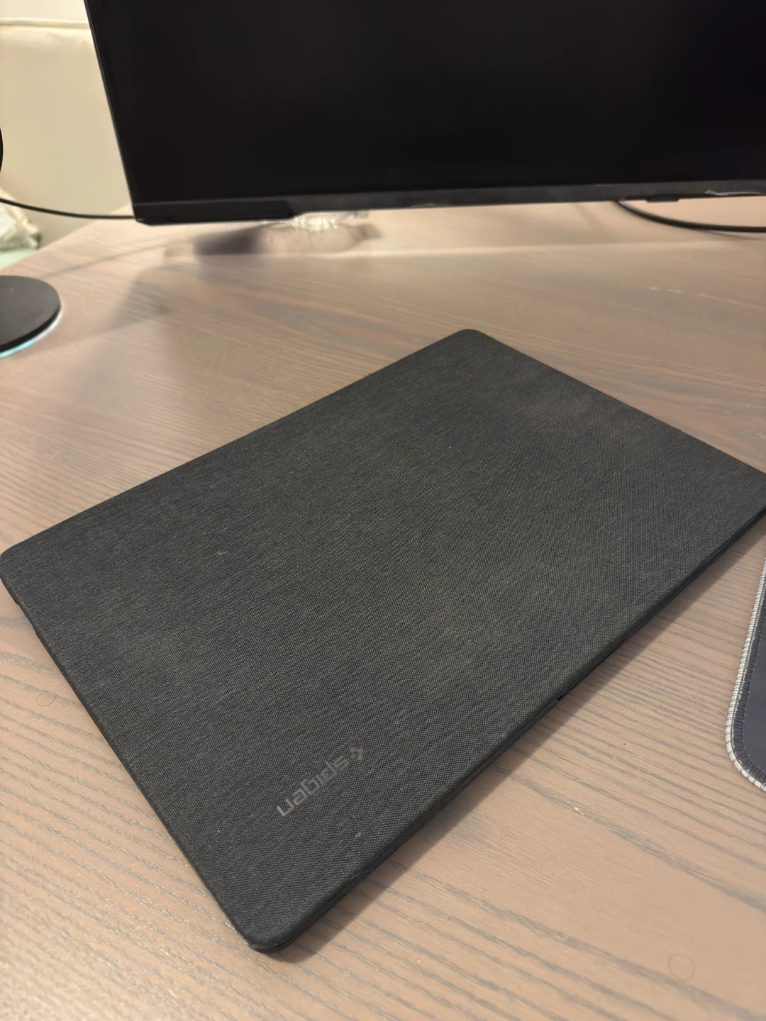 MacBook Pro 16 inch 2019 - photo 3