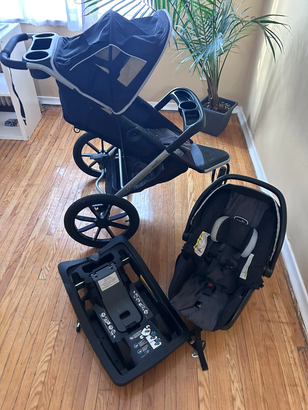 Evenflo Stroller & Car Seat Combo - photo 3