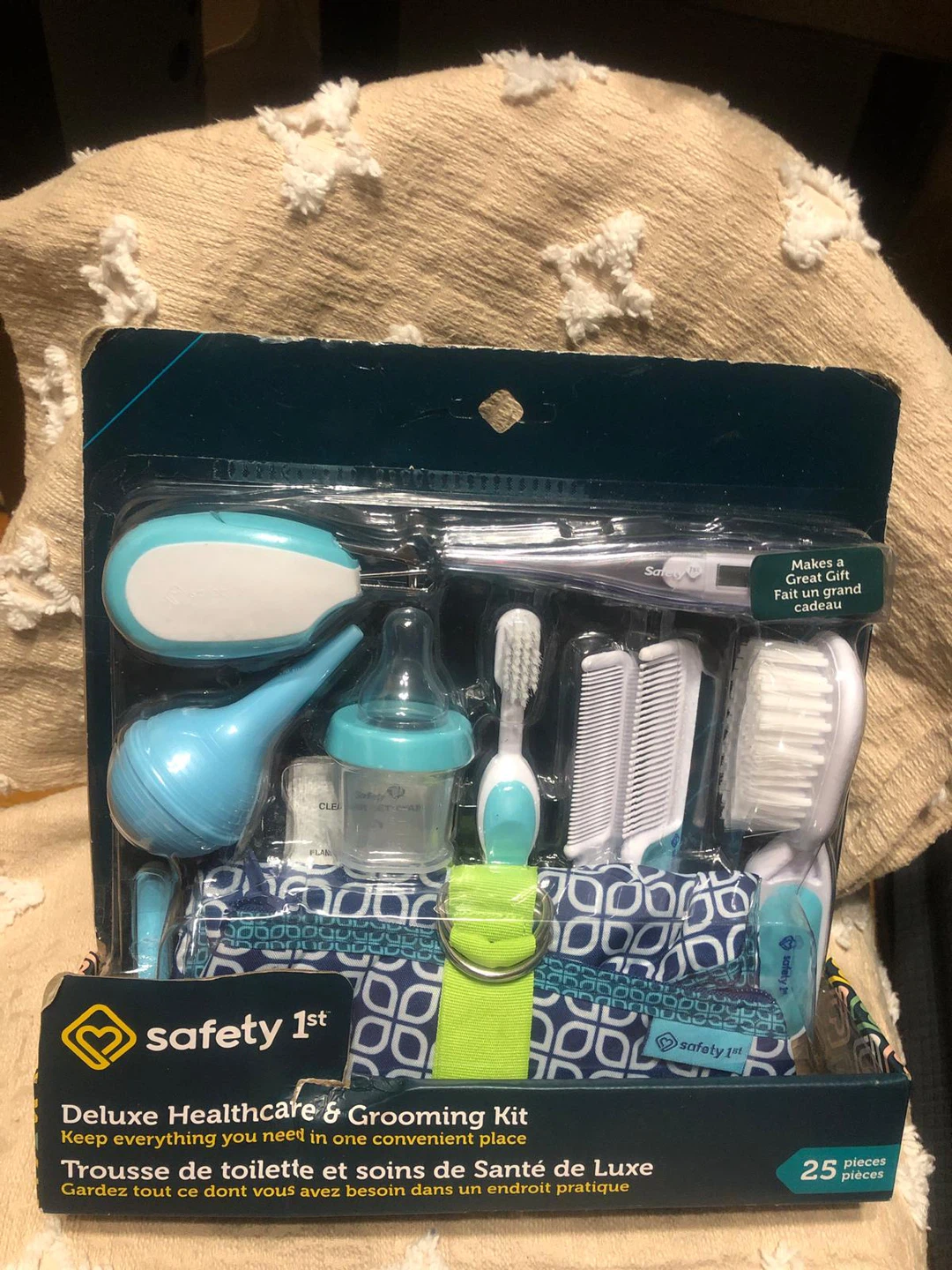 Safety 1st Deluxe Healthcare & Grooming Kit - New!