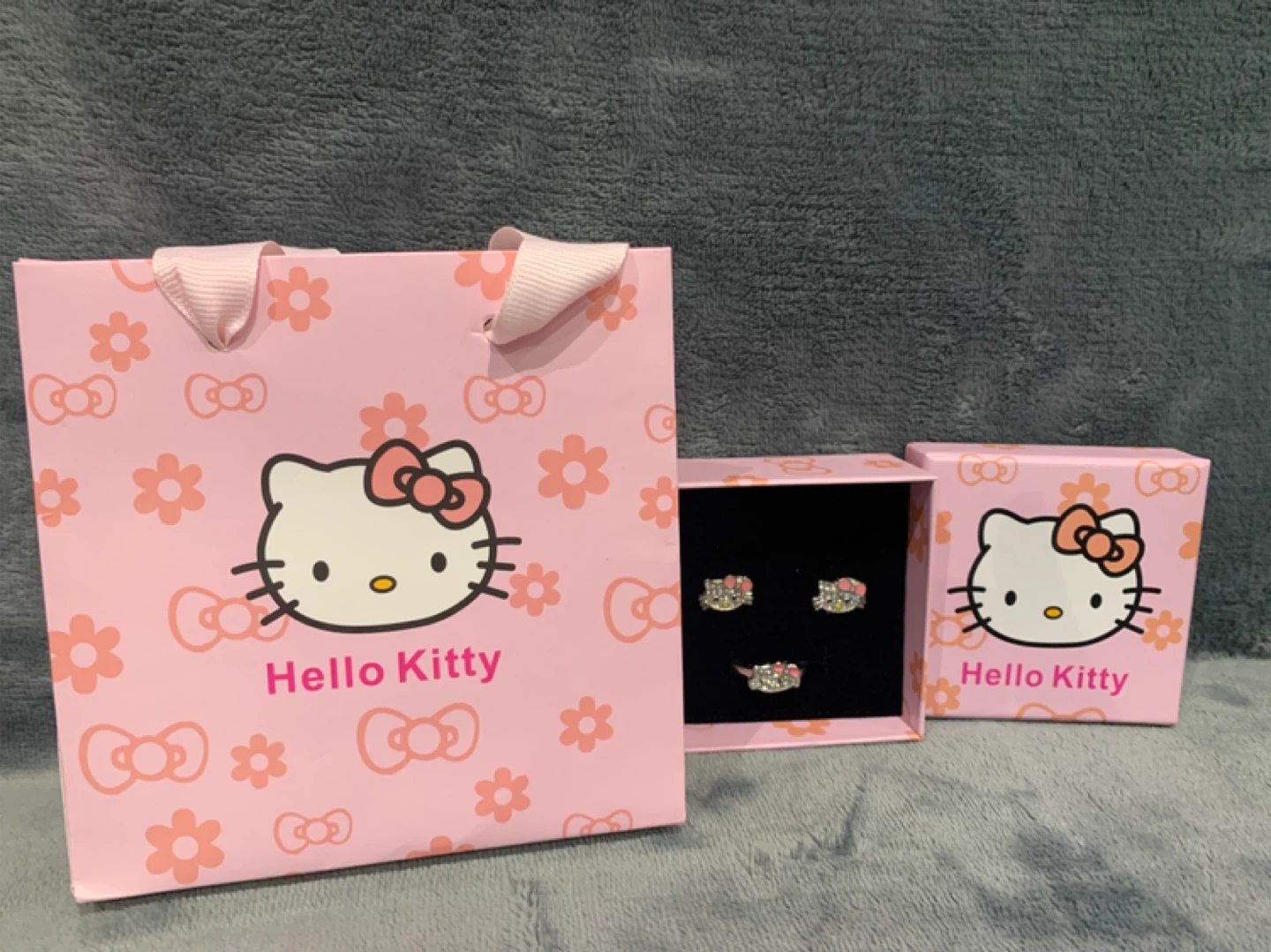 Hello Kitty Adjustable  Ring and Earring Set - photo 2