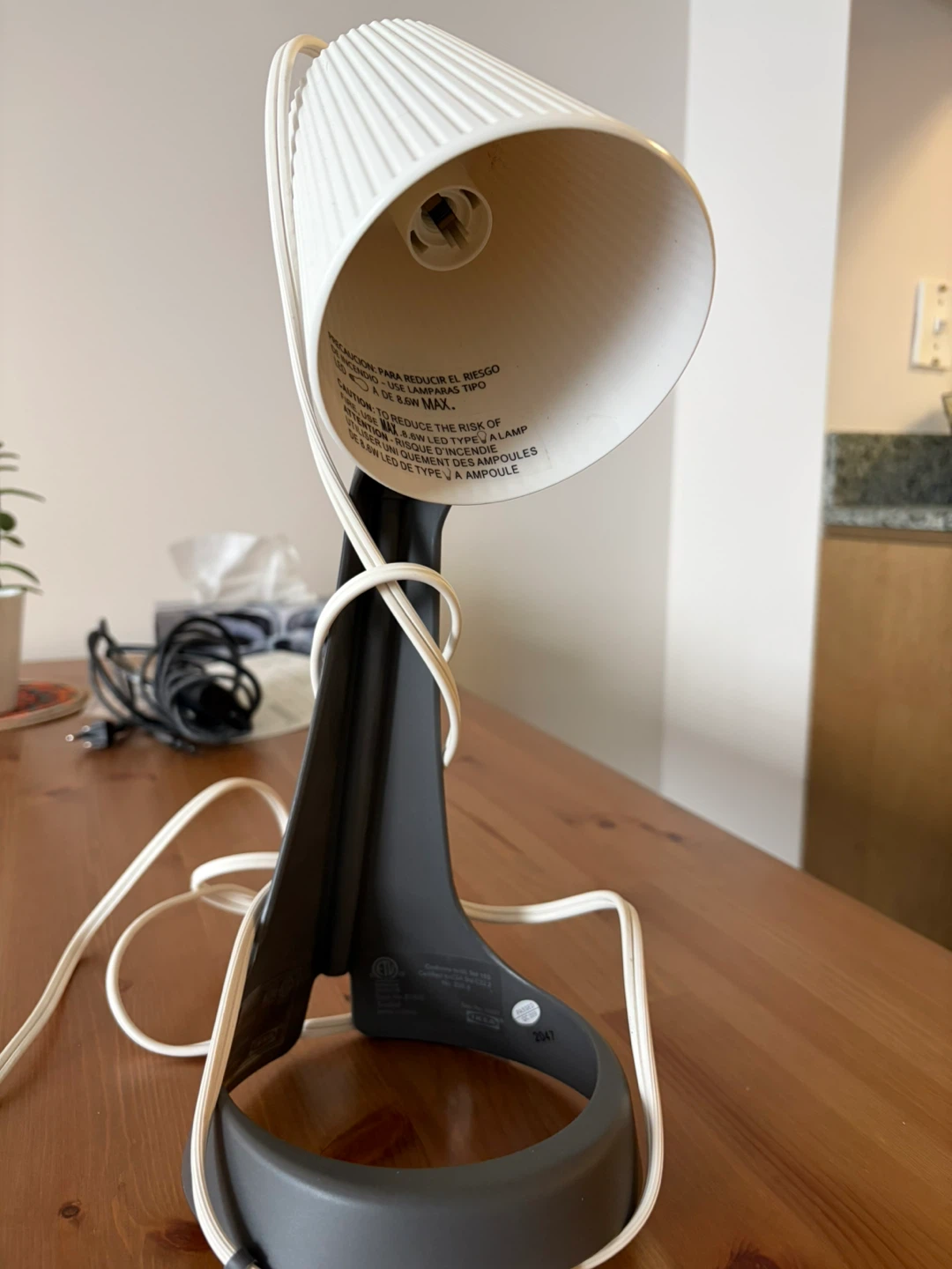 Ikea Desk Lamp - Black and White - photo 2