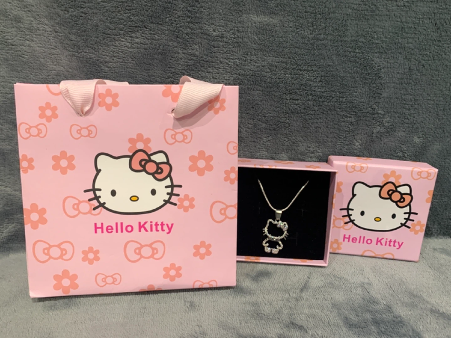 Hello Kitty 925 Silver Necklace with Box - photo 2