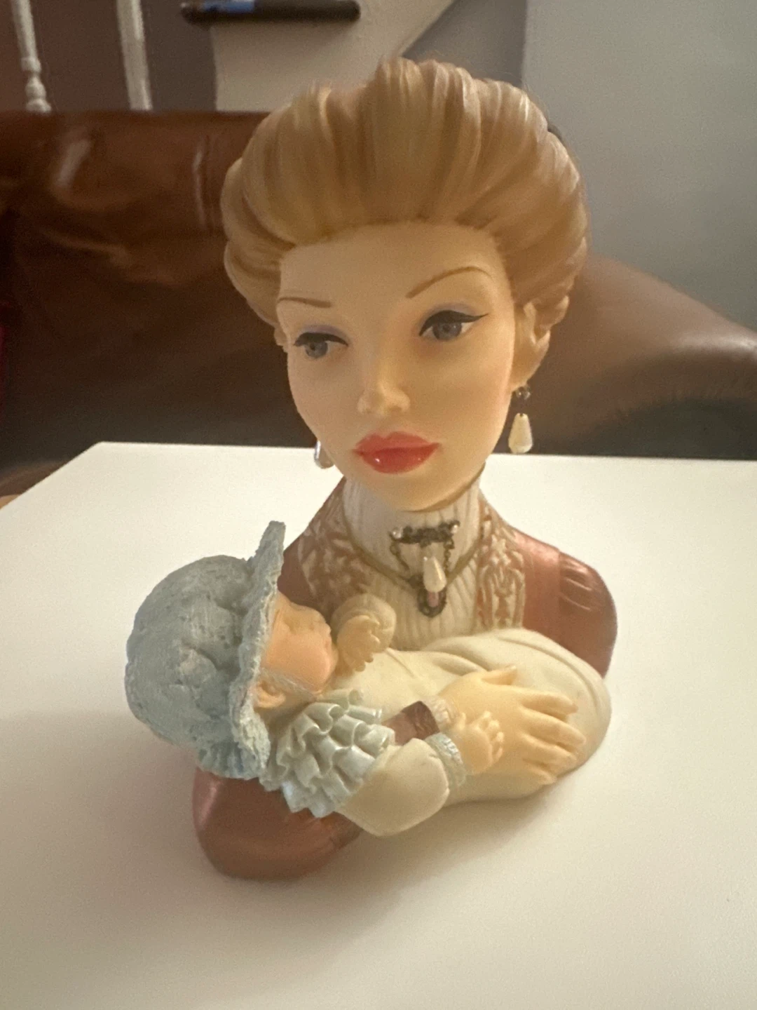 Cameo Girls Deluxe Lady Vase