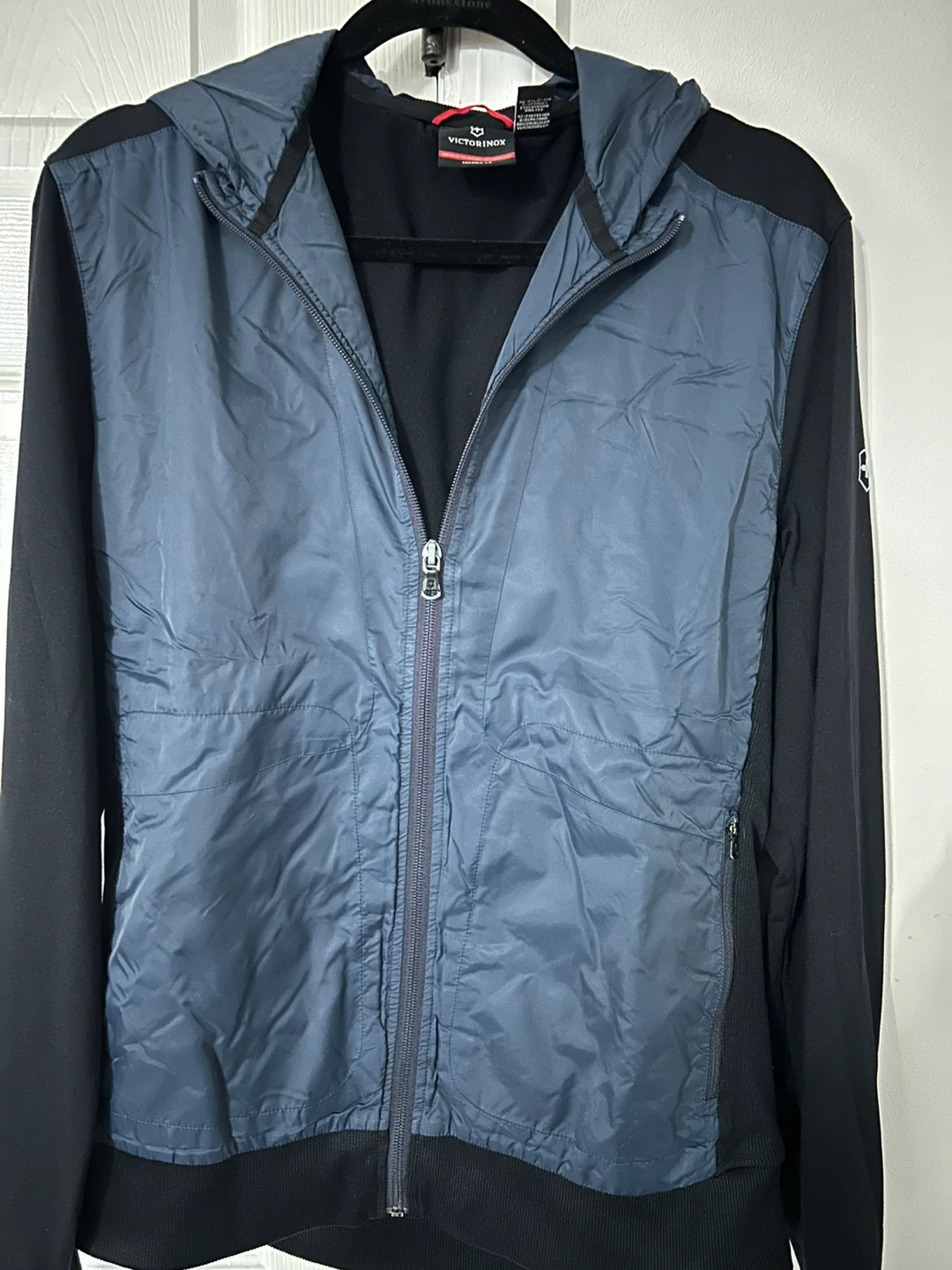 Victorinox Jacket Size L - photo 2