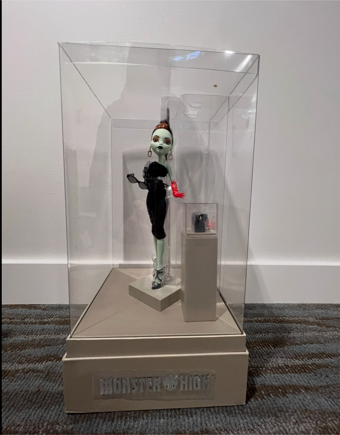 Monster High Mattel Creations Off-White Electra Melody Doll NEW - photo 5