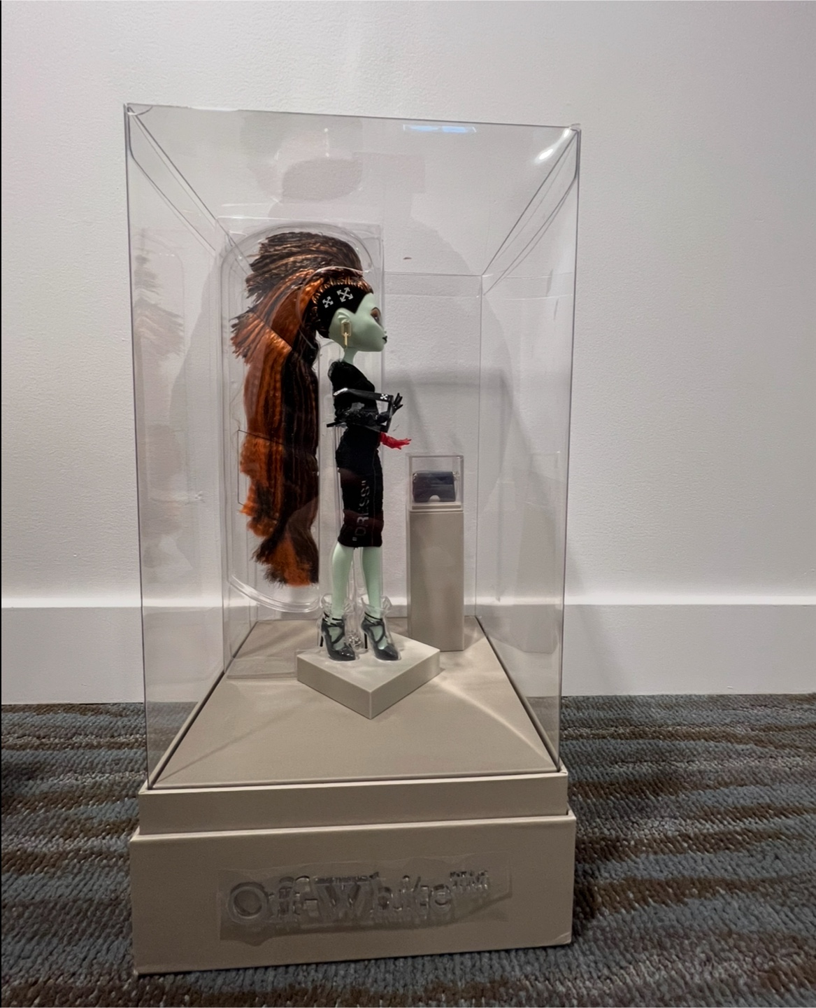 Monster High Mattel Creations Off-White Electra Melody Doll NEW - photo 4
