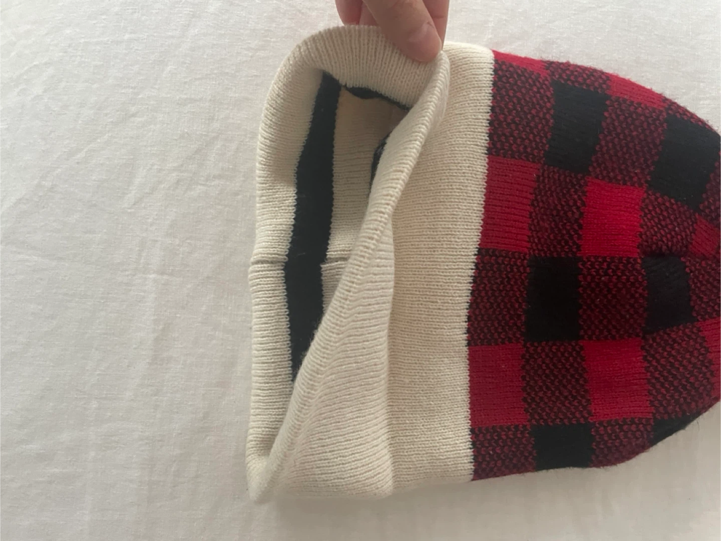 Red & Black Plaid Toque with Maple Leaf - photo 3