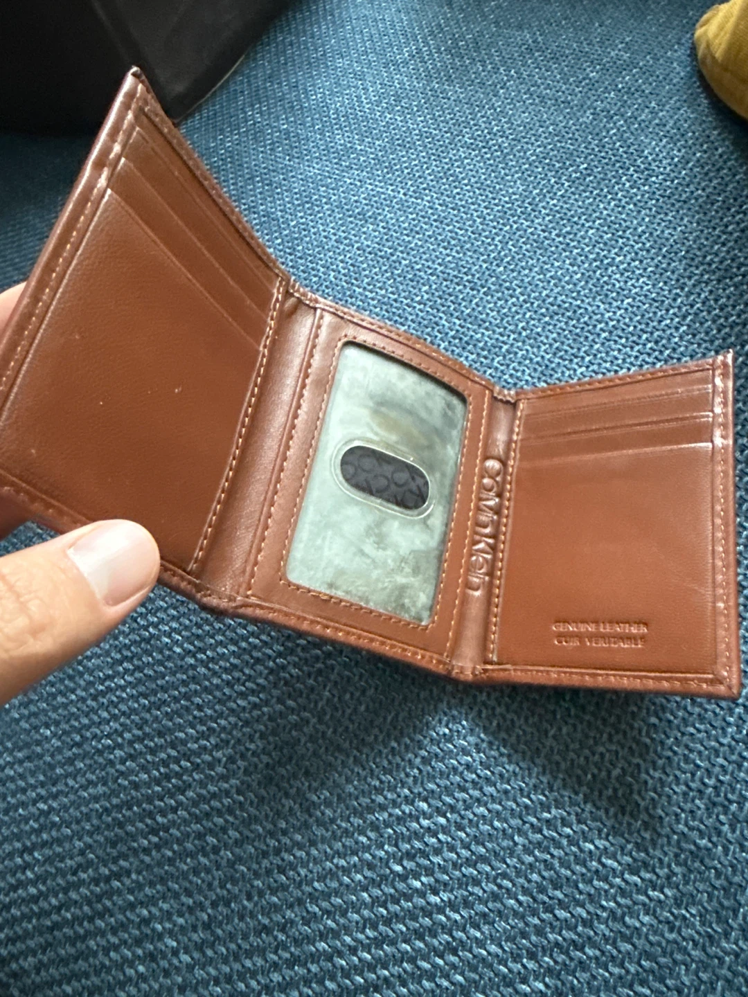 Calvin Klein Brown Leather Wallet - photo 3
