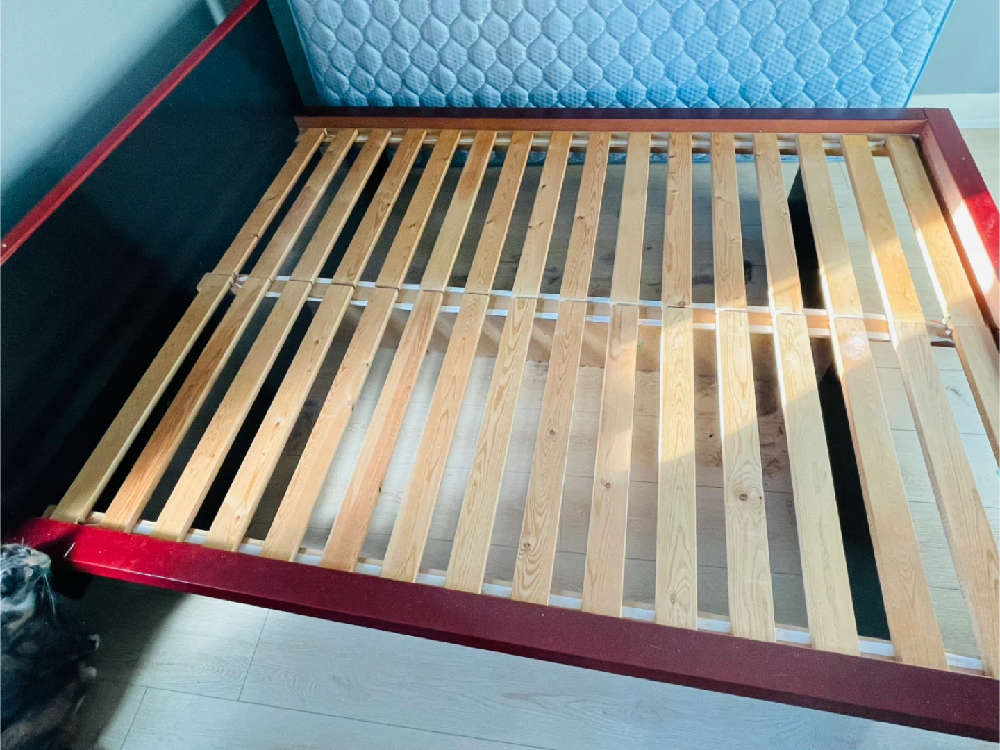 Queen Size Bed Frame - photo 2
