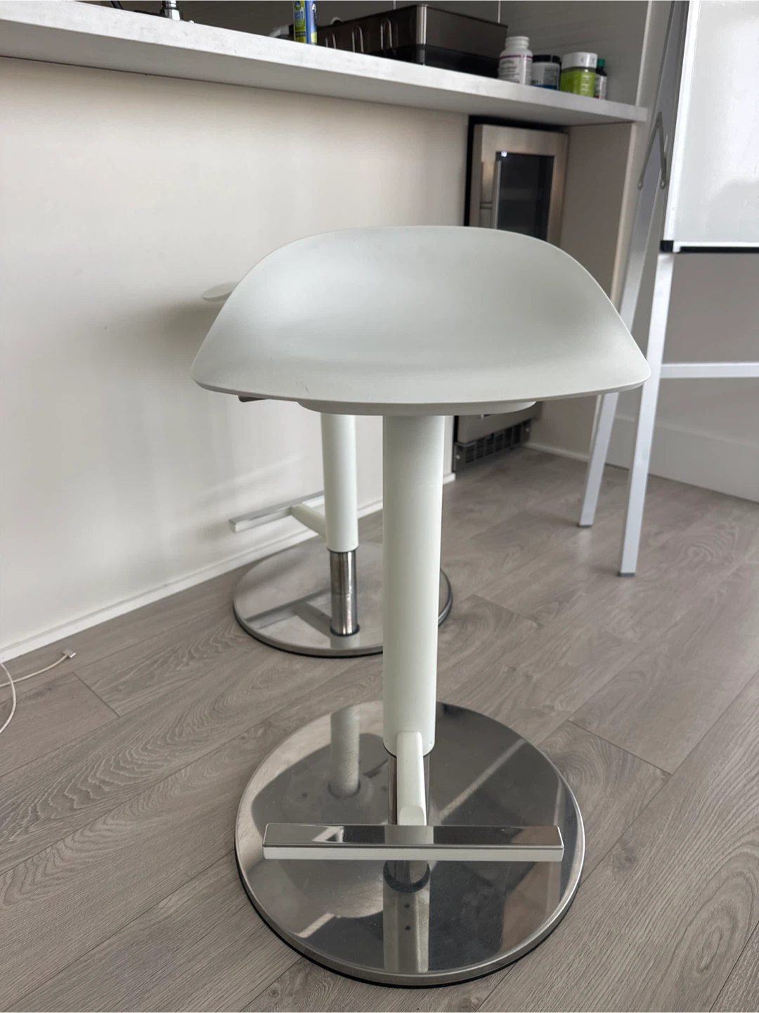 White Bar Stools - Set of 2 - photo 2