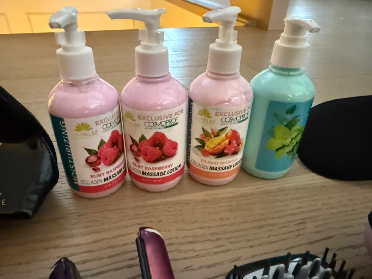 Hair straightener heat brush lotions  bags  brush $25 - photo 3