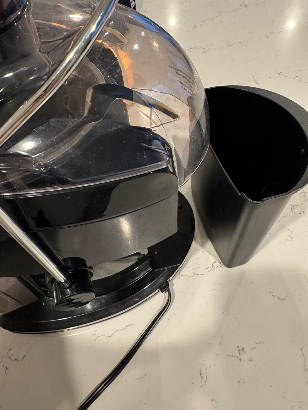 Cuisinart Compact Juice Extractor No Pulp Gently Used - photo 3