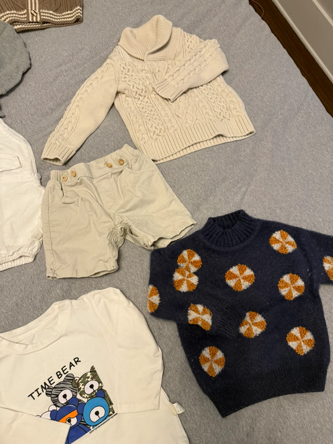 Baby Gap & other brand Kids Clothes - Size 3 - photo 2