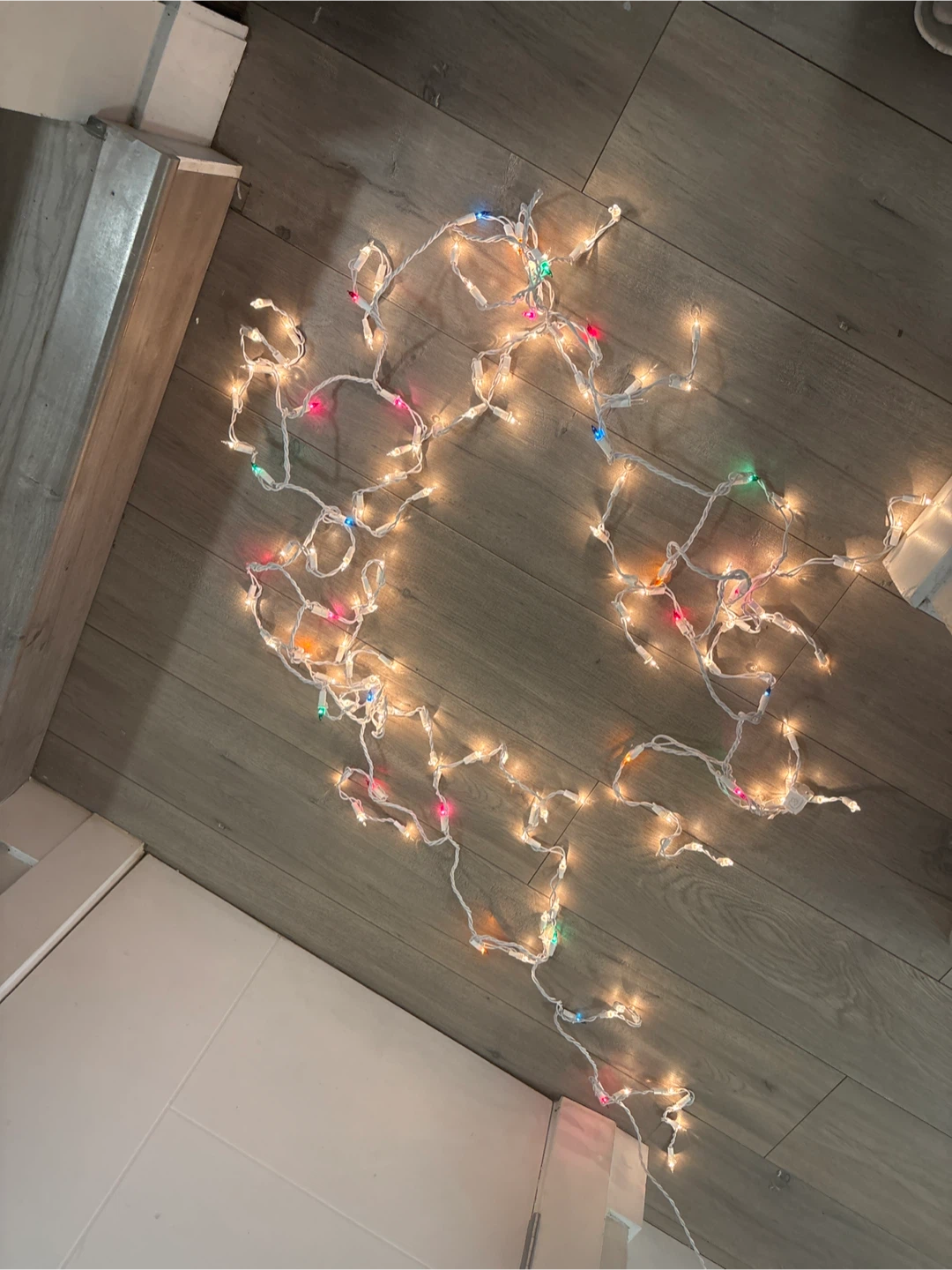 Holiday Lights 300 Icicle Light Set(2 sets) - photo 4