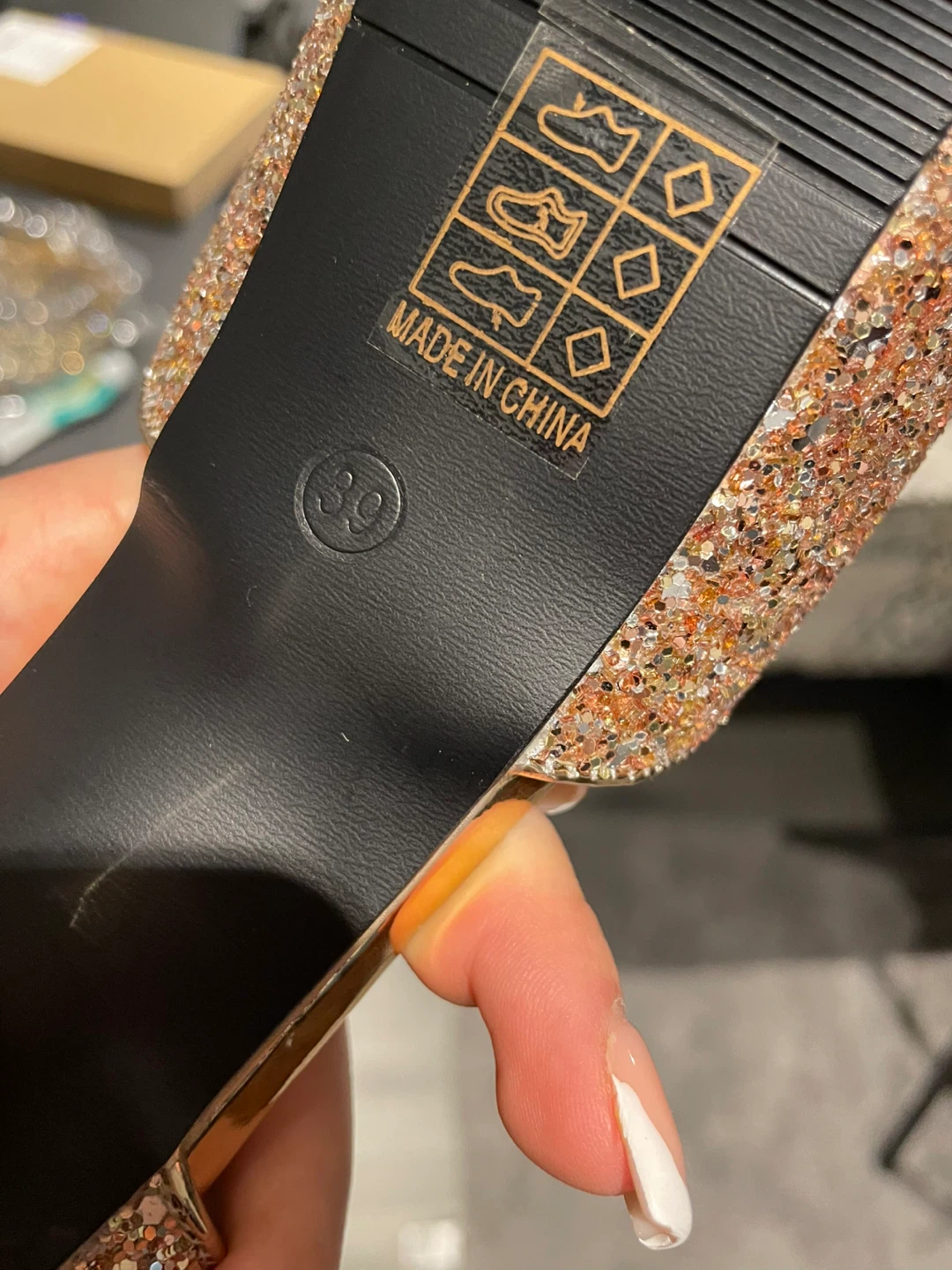 Women’s Sparkly High Heels Size 9 – Brand New $25 OBO - photo 4