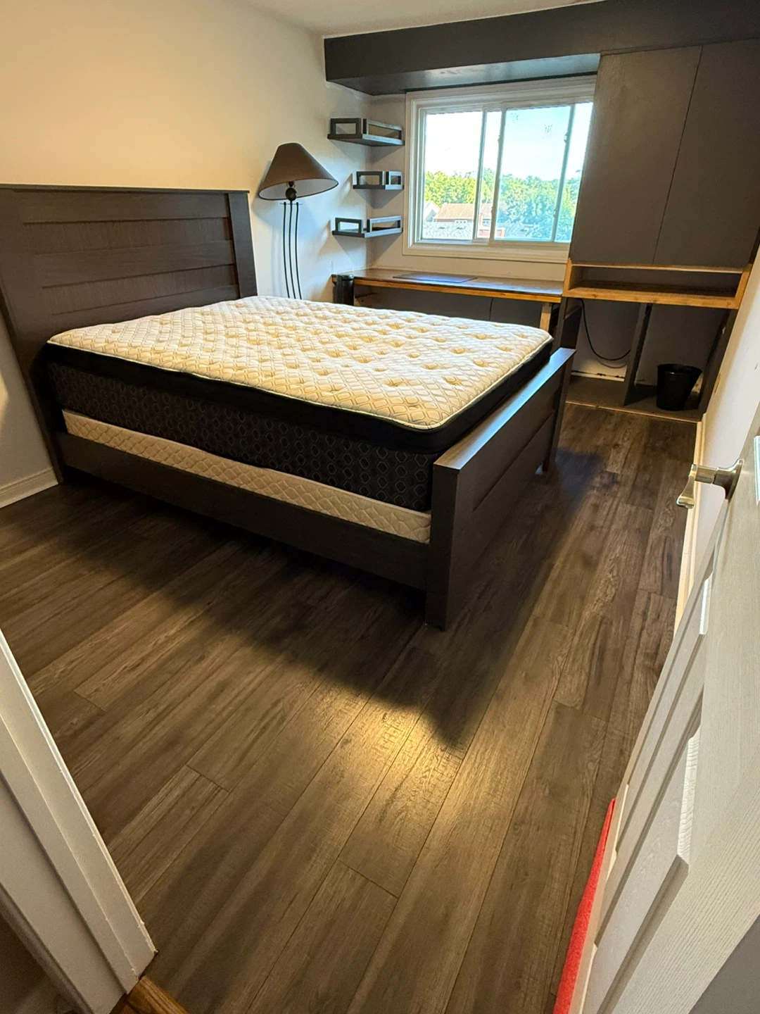 Room for Rent - photo 2