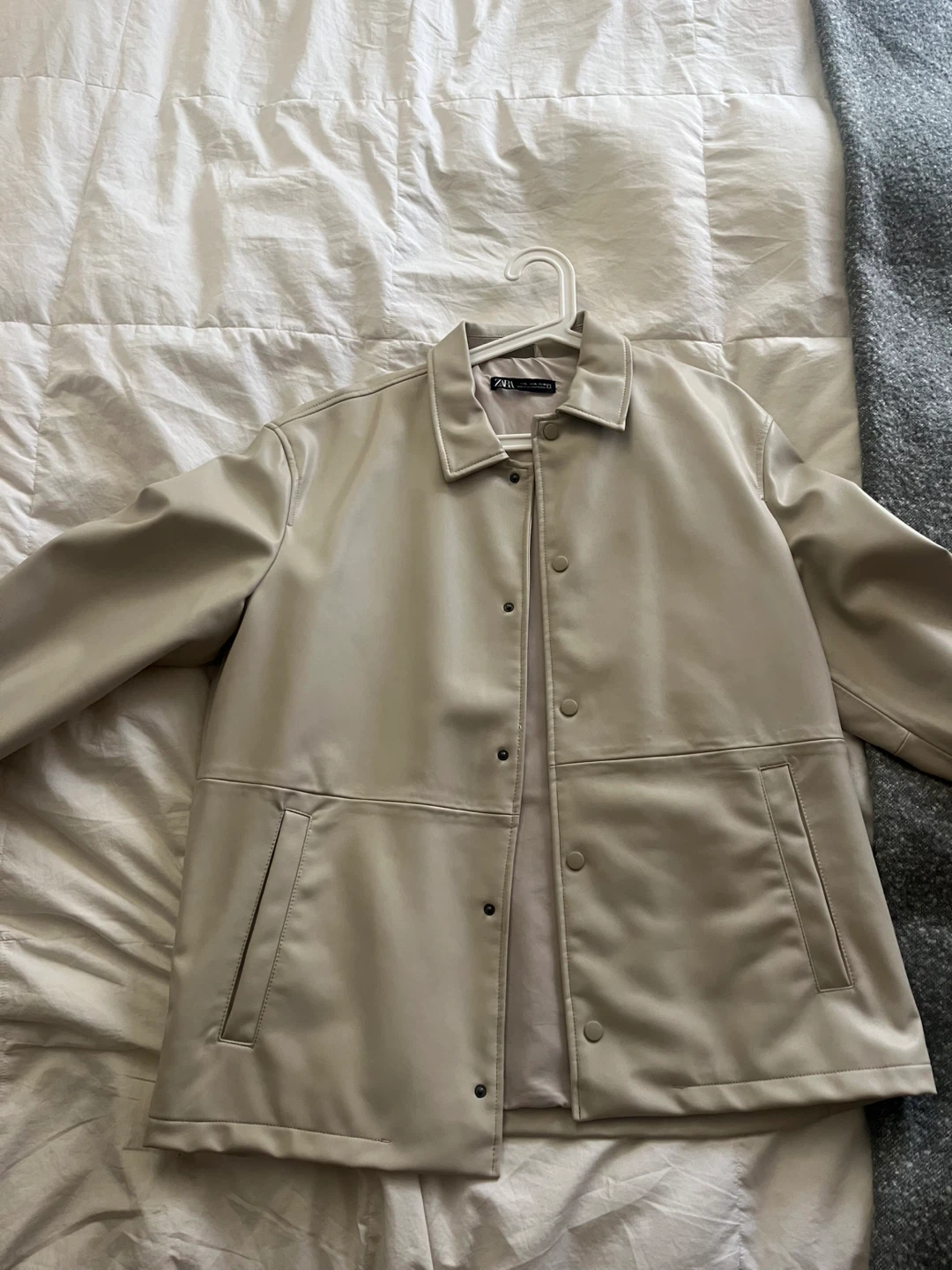 Zara Cream Oversized Jacket - Size XL